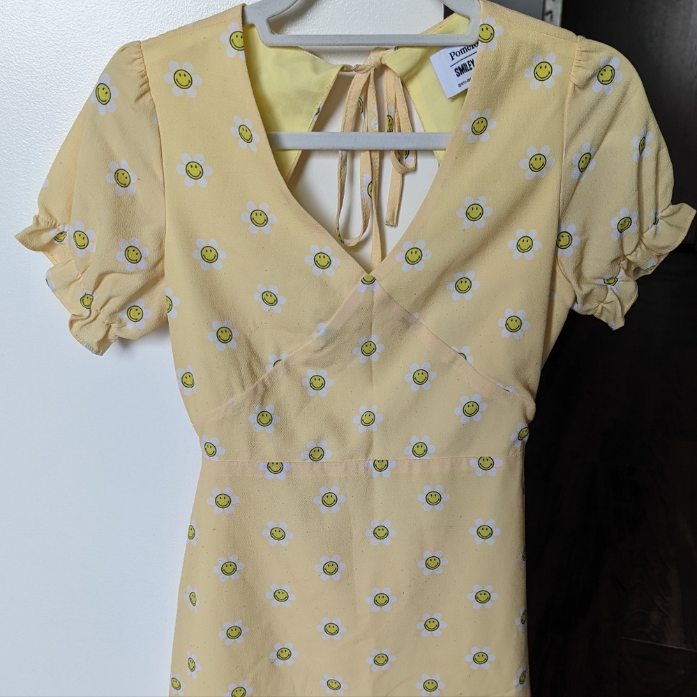 Smiley Summer Dress - Pomelo